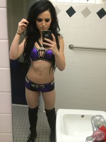 InTheCrack of 19yo Elsa